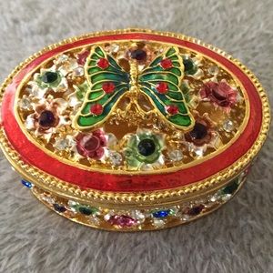 Jewelry keepsake gem stone box